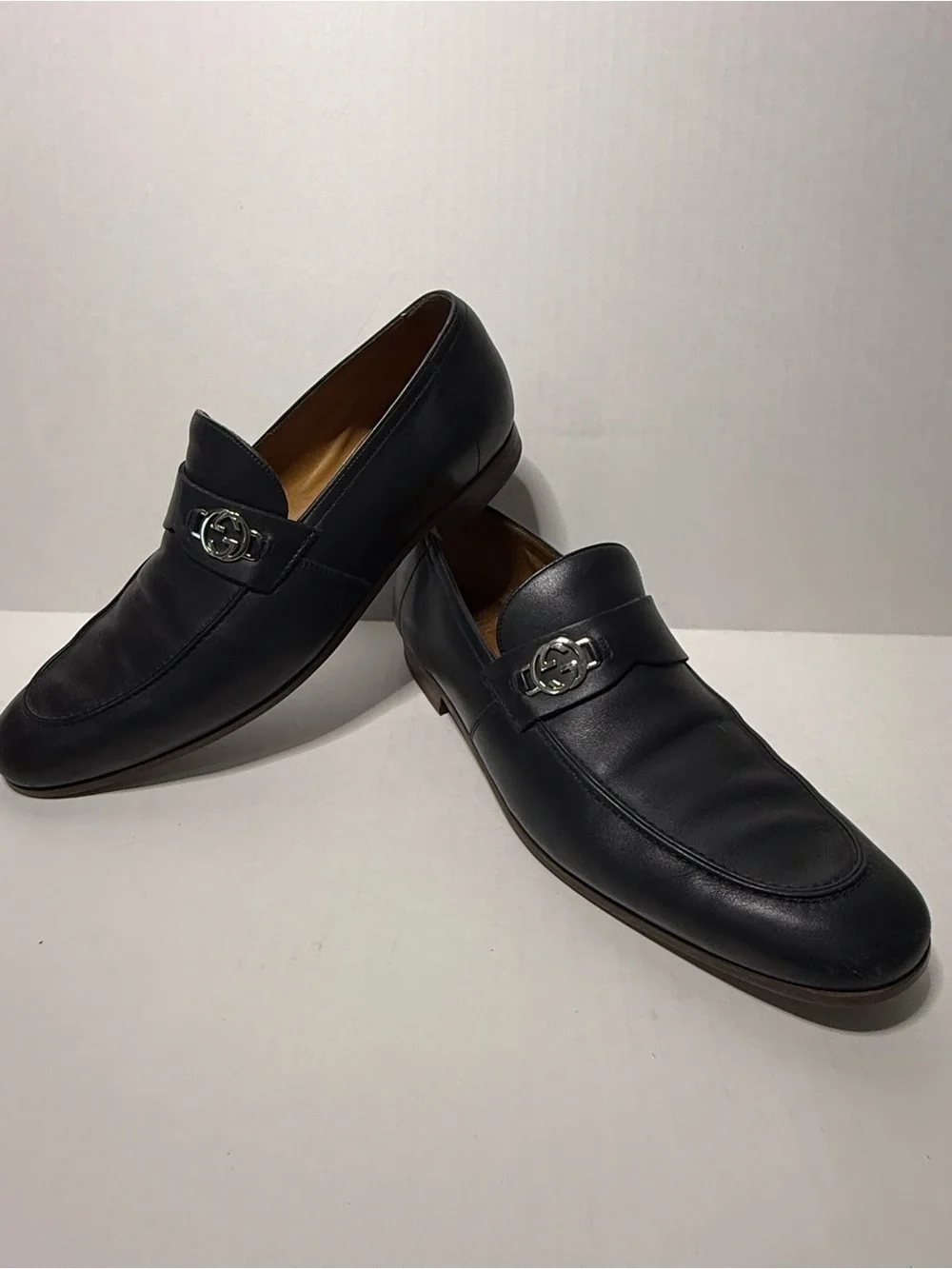 Gucci Black Leather Slip-On Loafers with Silver Interlocking G Almond Toe